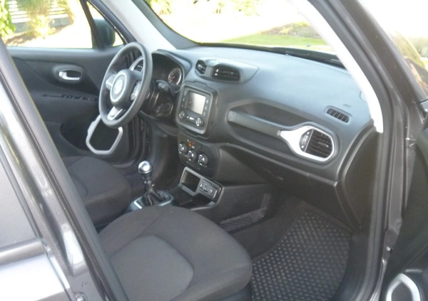 Jeep Renegade cena 68900 przebieg: 14950, rok produkcji 2019 z Krzyż Wielkopolski małe 326